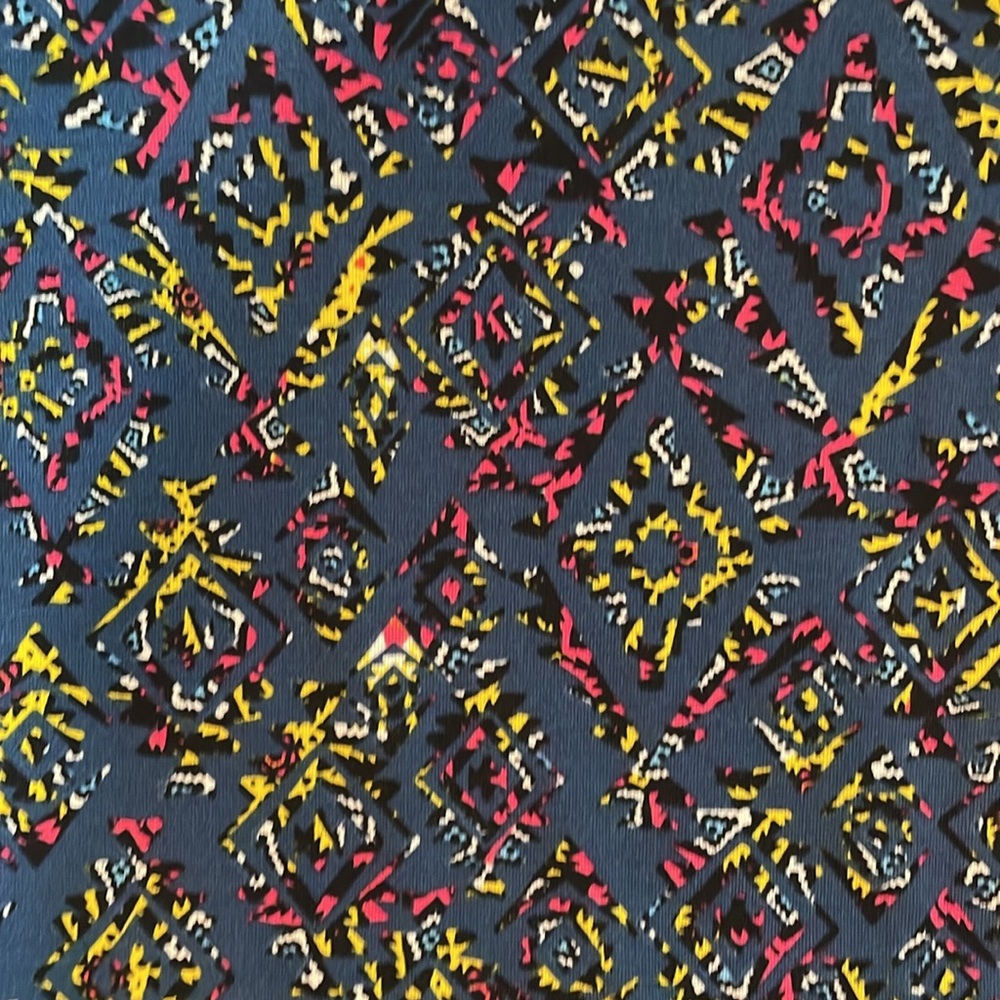 Lularoe Medium Randy - Picture 5 of 5